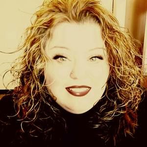 Meet your Posher, Stacie